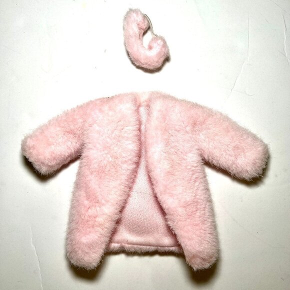 MATTEL 90s Y2K Authentic Vintage Barbie Pink Faux Fur & Ear Muff Set HTF - Picture 1 of 3